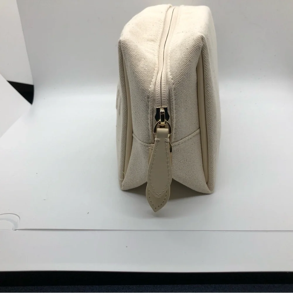 NWOT Burberry Cosmetic Zip Pouch
